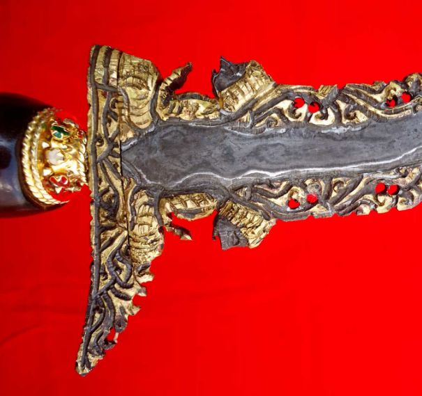 Sejarah dan Tuah sakti Keris Omyang