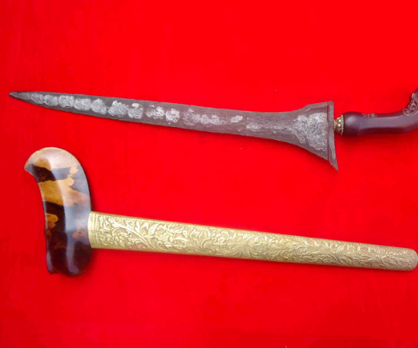 Keris Brojol dan Tuah ghaibnya