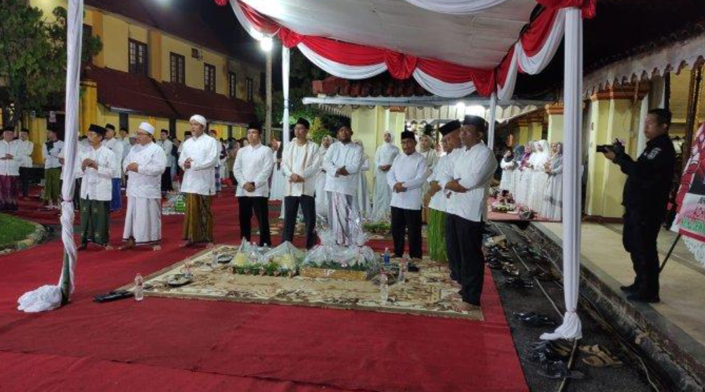 Lirik Sholawat Syifa Tibbil Qulub