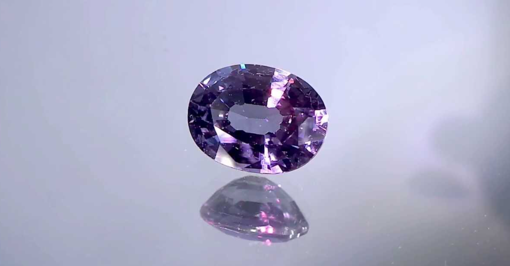 Keunikan Batu Alexandrite