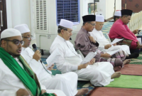 Lirik Sholawat Bisyahri Robi’in Qod Bada